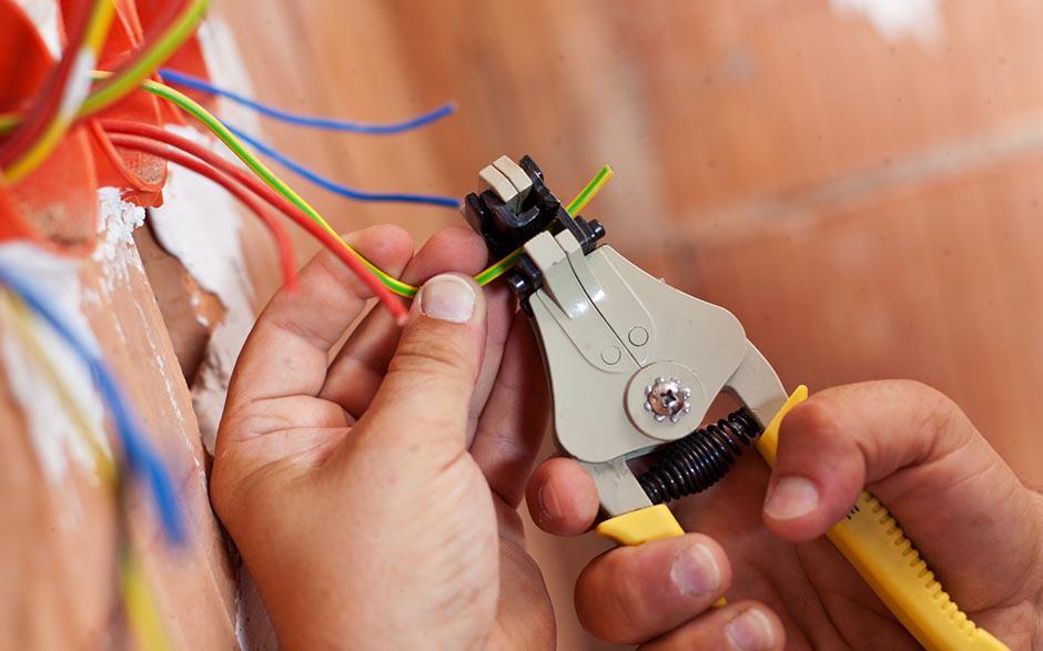électricien de maintenance Garches