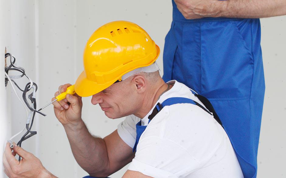 électricien de maintenance Garches
